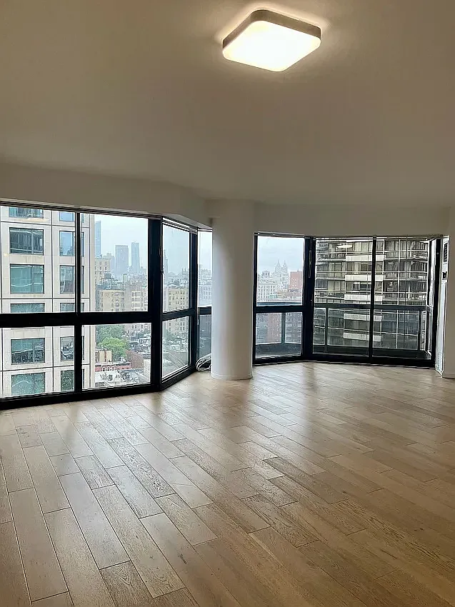 200 East 61st Street — Photo 4