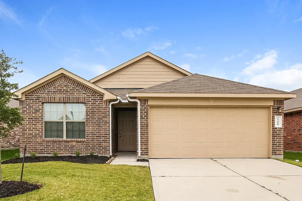 3 bed, 2.0 bath, 1536 sqft, $1,875 — Photo 1