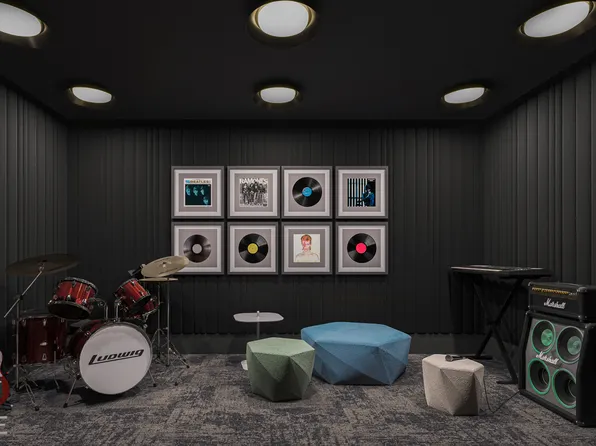 310 East 86th Street image 16 of 22