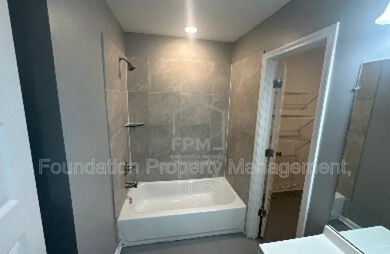 307 Harrell St — Photo 17