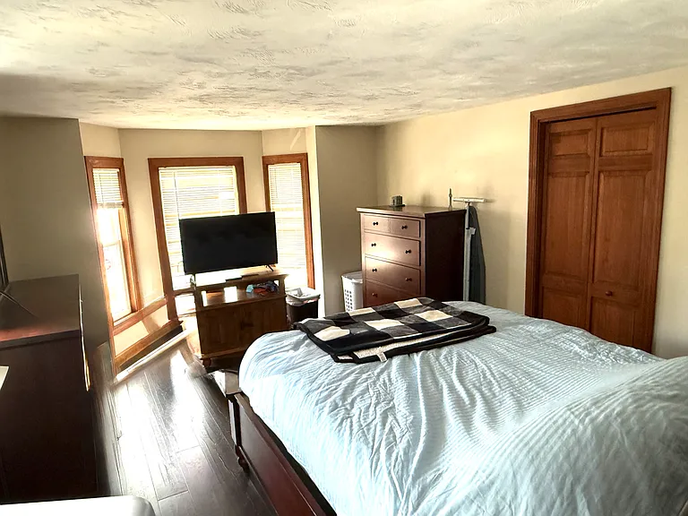 43 South St #B — Photo 5