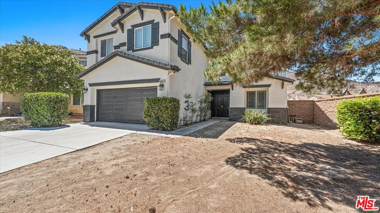 4 bed, 3.5 bath, 3501 sqft, $6,500 — Photo 3