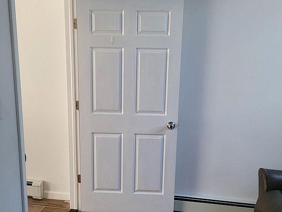 5th image of 61 14th St #1