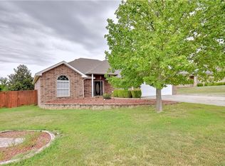 2007 Winterpark Dr, Sallisaw, OK 74955