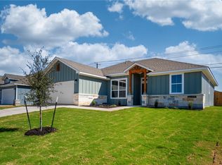 1013 Lago Azul Ln, Temple, TX 76504