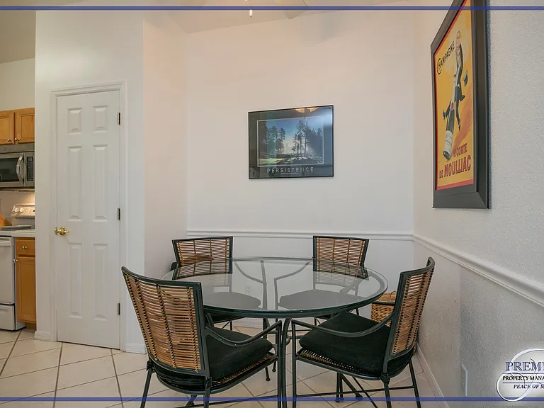 3964 Bishopwood Ct E #202 — Photo 5