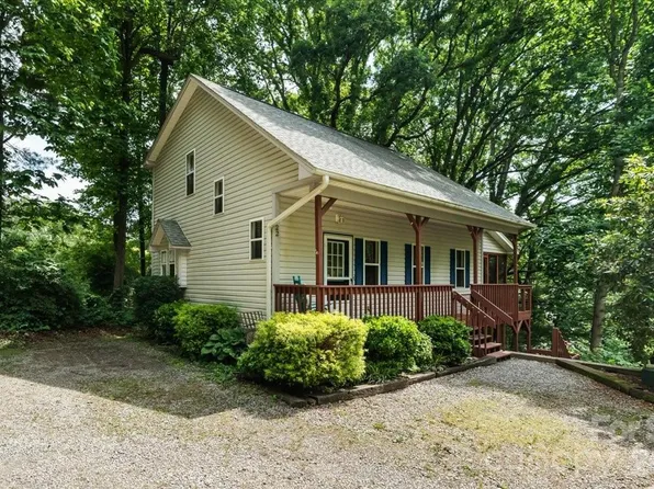 122 Arnold Hts, Waynesville, NC 28786