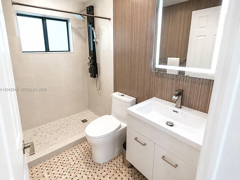 17790 SW 110th Ct — Photo 17