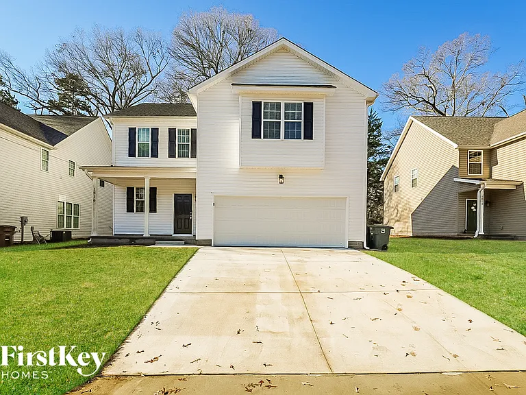 1816 Yarbrough Dr — Photo 1