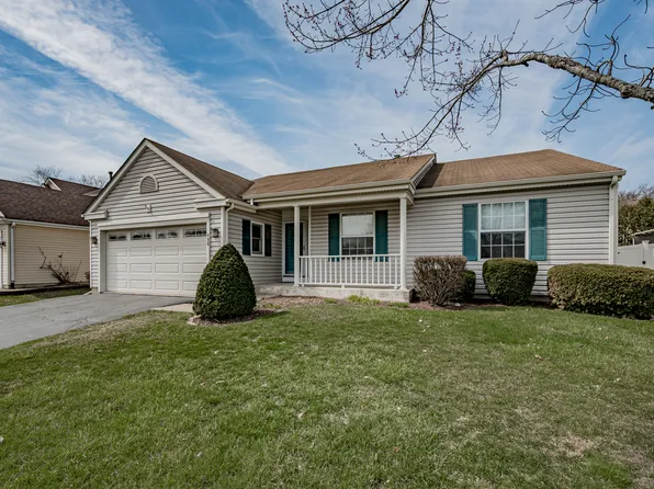 176 Jefferson Ln, Streamwood, IL 60107