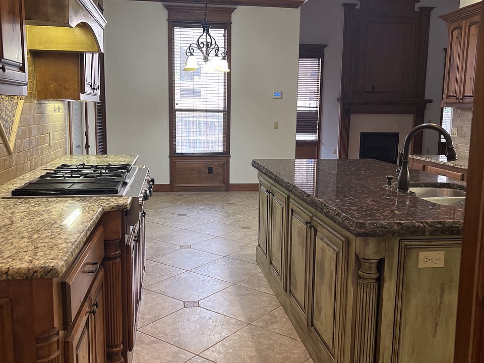 1st image of 5505 NW 130th St