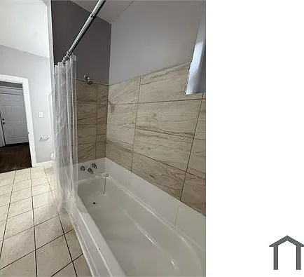 7707 S Green St — Photo 6