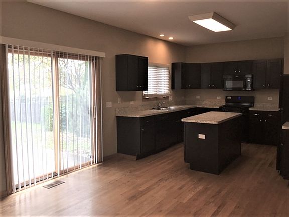 4th image of 13144 Blackstone Ln