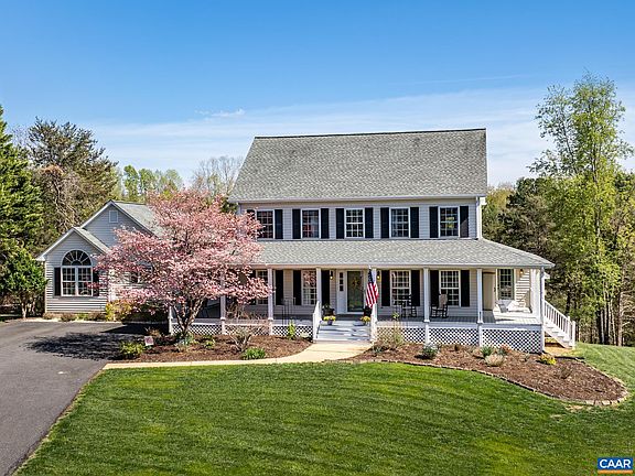 2nd image of 715 Windrift Dr