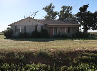 960 County Road Q, Plainview, TX 79072