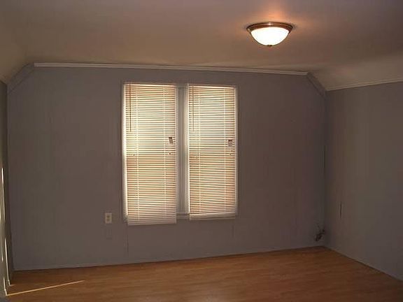 3rd image of 712 N Lee St #House