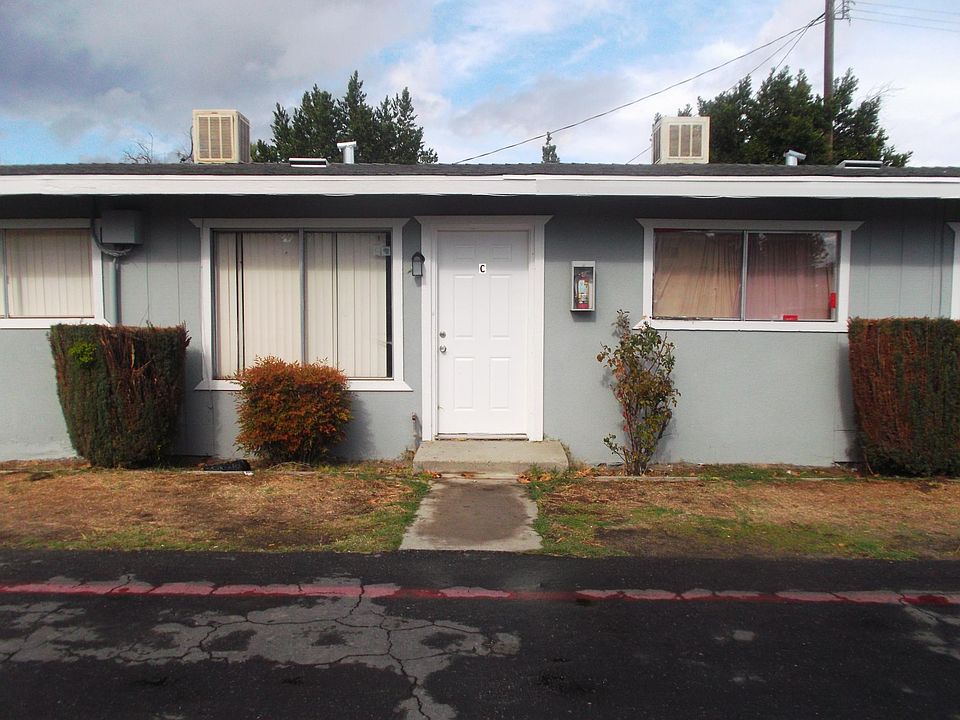 1st image of 725 N Millbrook Ave