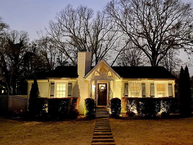 32 Potomac Ave — Photo 21