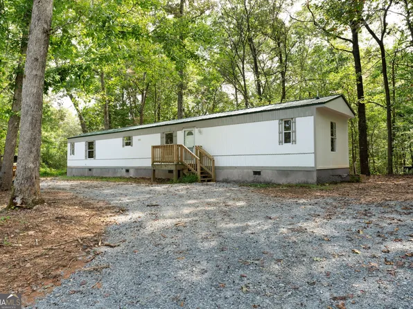 385 Lakeside Park Dr, Ellijay, GA 30540