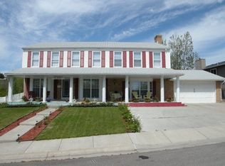 2708 Ridgecrest Dr, Gillette, WY 82718