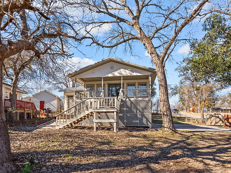 1701 E Lake Dr — Photo 22