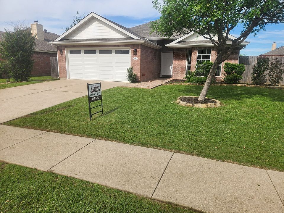 1st image of 3007 Lake Side Dr