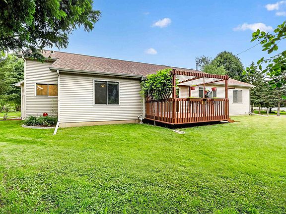 2nd image of 5237 Summer Ridge Dr