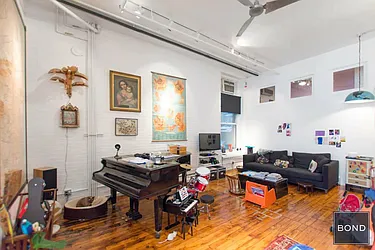 Rented by Bond New York