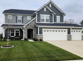 8238 Peggy Ct, Zionsville, IN 46077