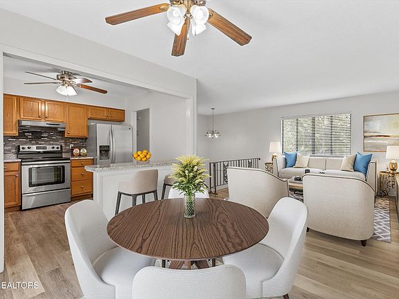 5th image of 1810 Sedgewick Dr
