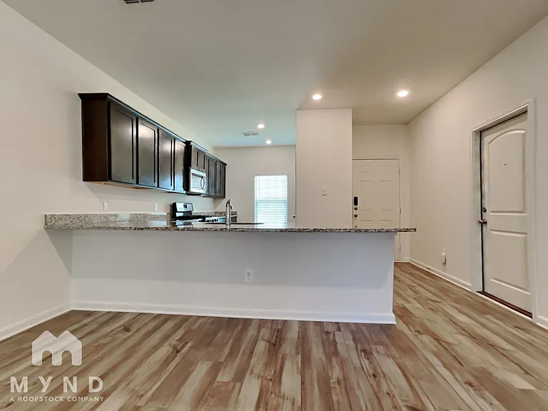 3014 Boran Dr — Photo 9