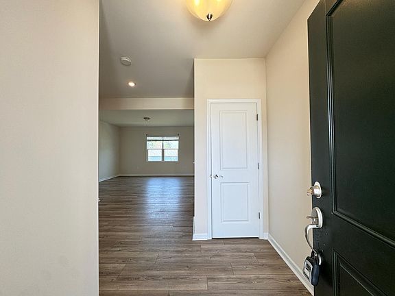 2nd image of 1713 Luna Way