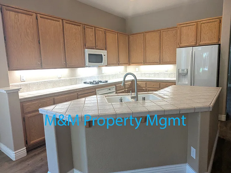 110 Trejo Way — Photo 4