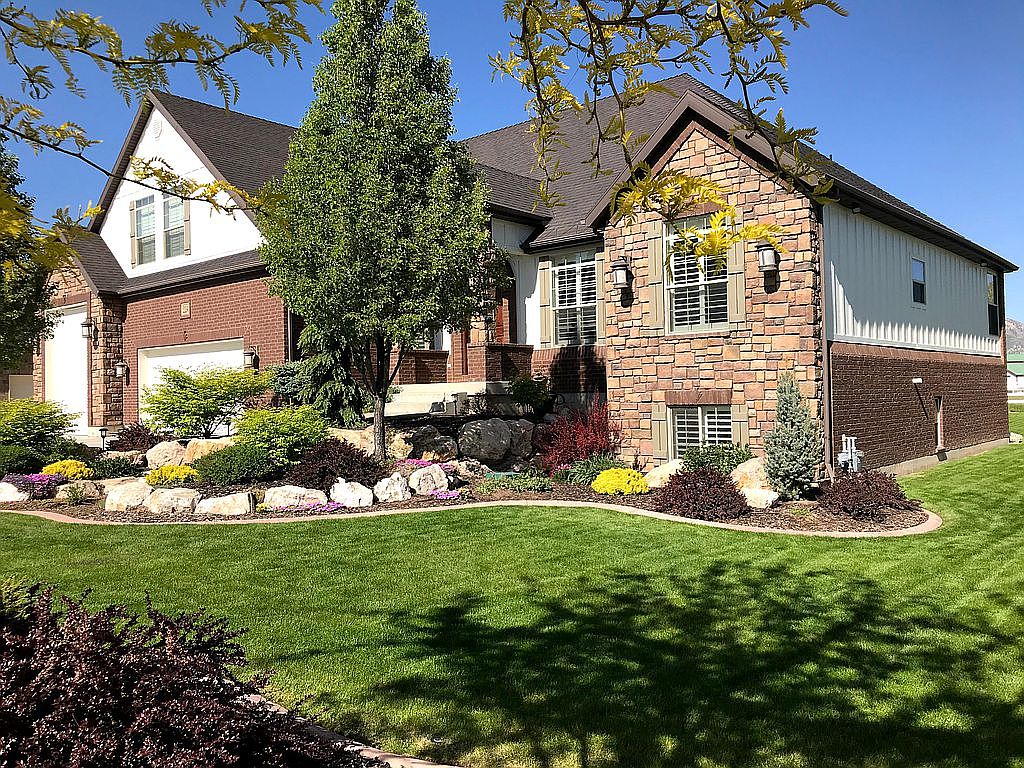 2124 N Heritage Dr, Farr West, UT 84404 Zillow
