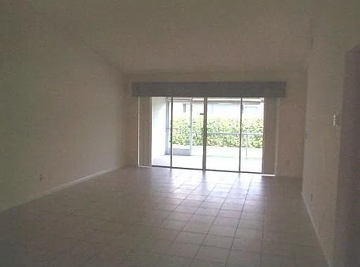 2 bed, 2.0 bath, 1188 sqft, $2,700 — Photo 3