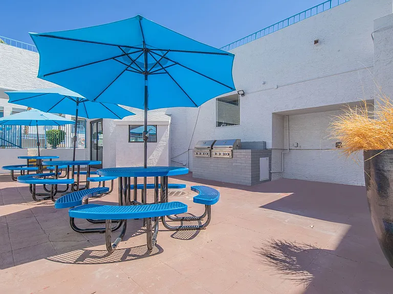 The Molino Apartments — Photo 17