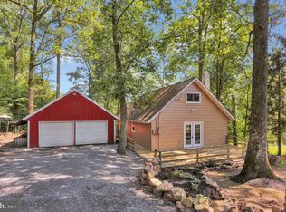 445 Rocky Ridge Rd, Denver, PA 17517