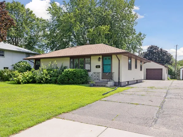 280 Edith Dr, West Saint Paul, MN 55118