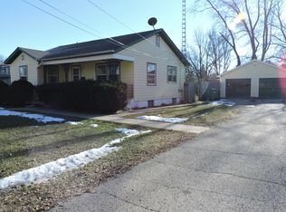 311 W Van Buren St, Marengo, IL 60152