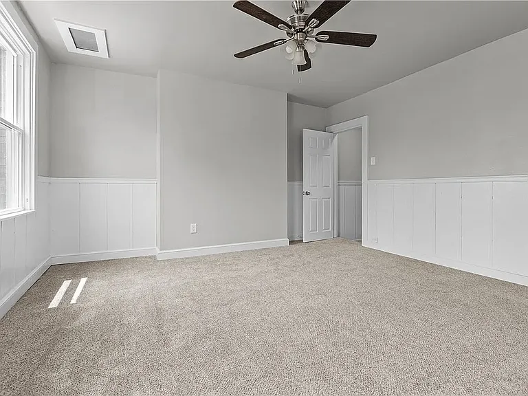 1238 Church Ave — Photo 20