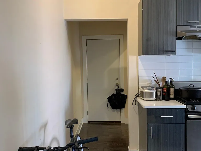 4212 Chester Ave #2R — Photo 5
