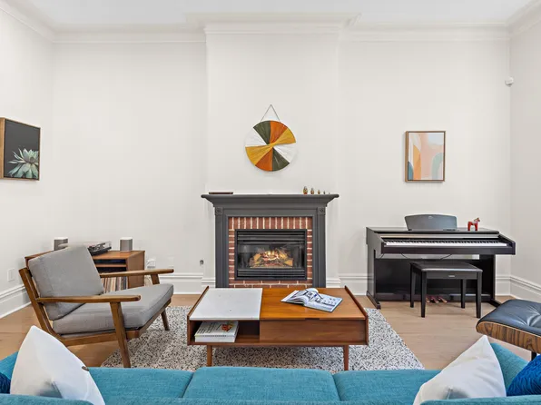 1111 Bloomfield Street image 9 of 36