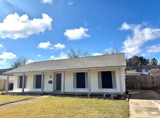 11010 Sageburrow Dr, Houston, TX 77089