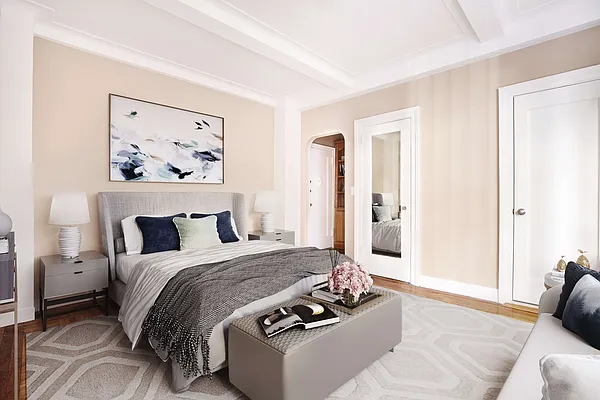 Sold by Compass | media 7