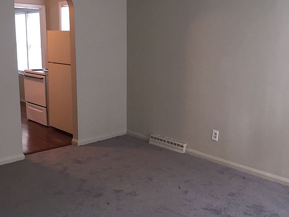 3rd image of 15522 Leona Dr