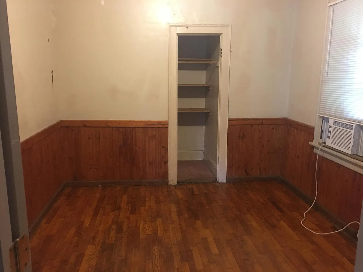 4 bed, 1650 sqft, $2,300 — Photo 2