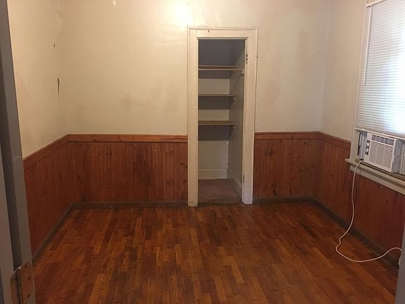 1st downstairs bedroom