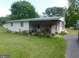 4 Chapel Dr, Lewistown, PA 17044