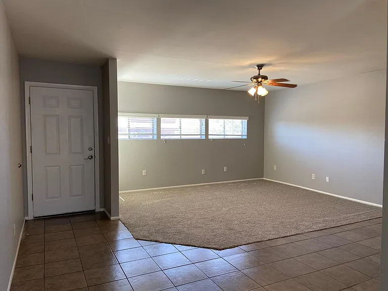 2693 E Oakleaf Dr — Photo 9