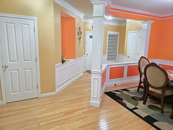 5th image of 94 Buttercup Ln
